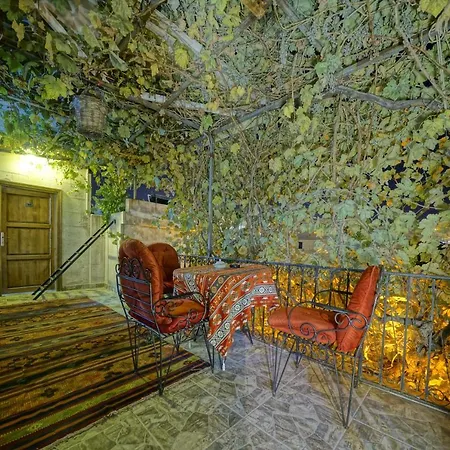 Art Stone Hotel 2*